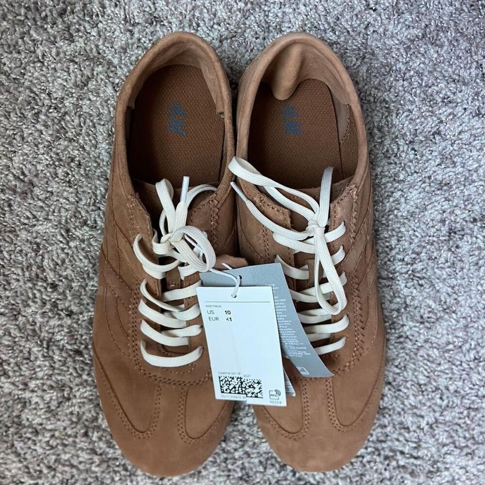 H&M Women's Tan and Brown Suede Sneakers